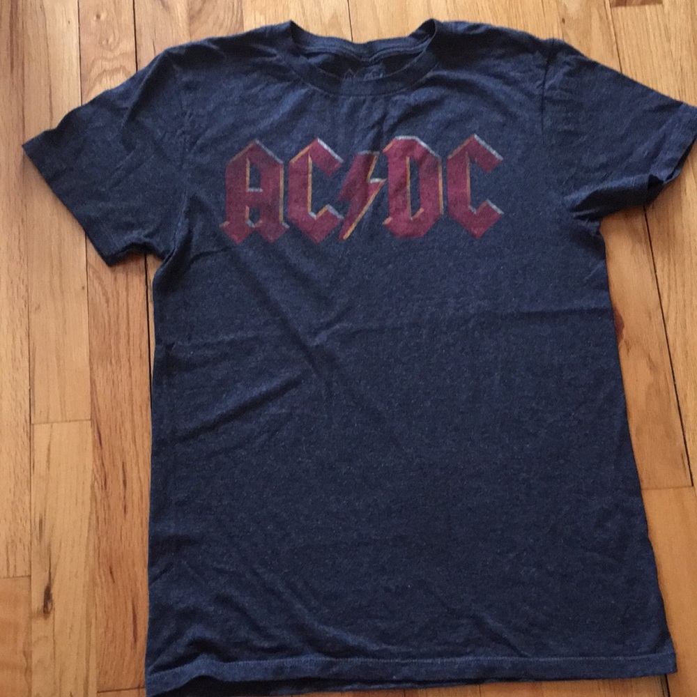 AC/DC t-shirt size small